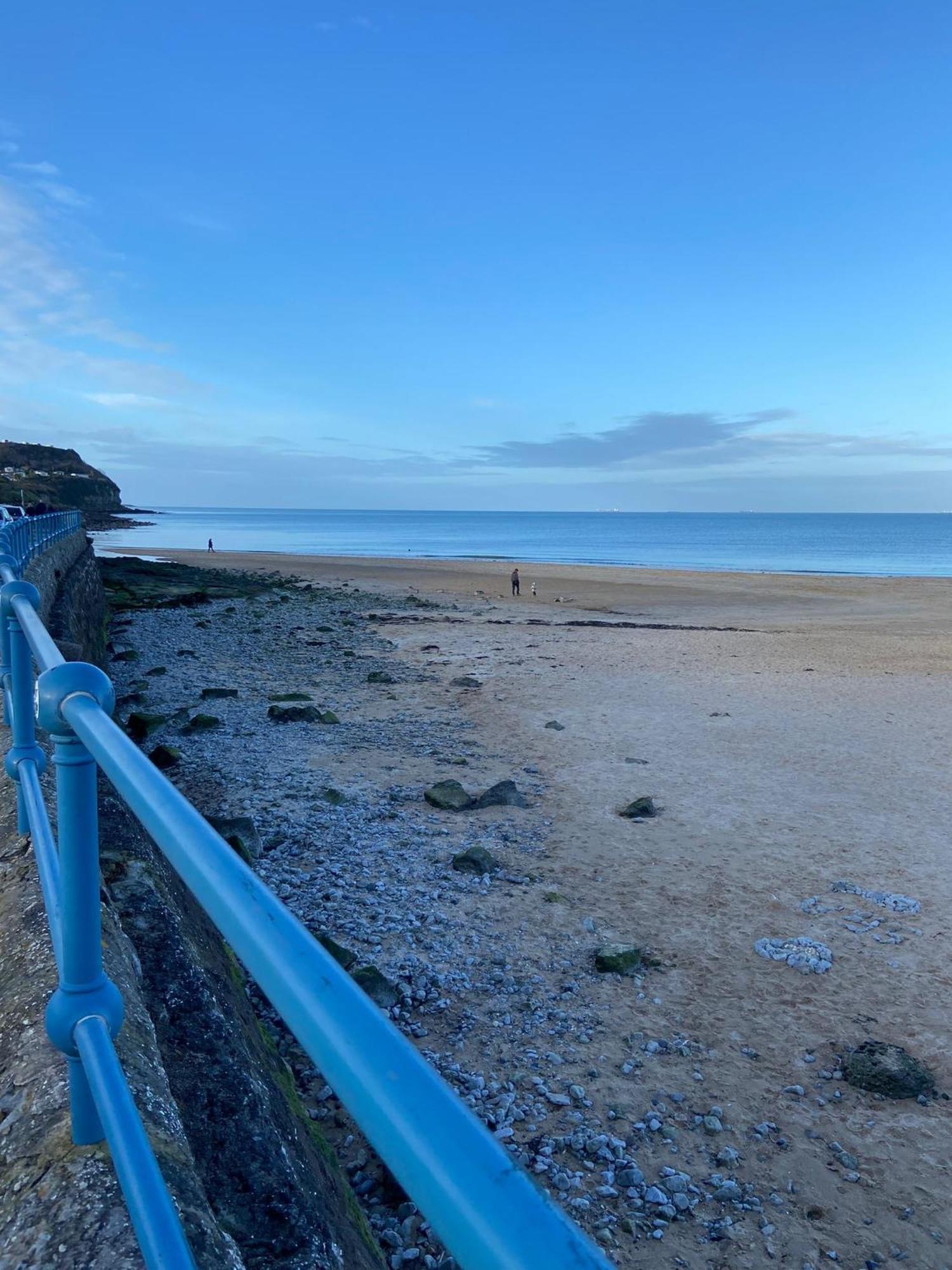 Ger-Y-Bwlch - Spacious Static On 5Star Site With Swimming Pool Benllech Exteriör bild
