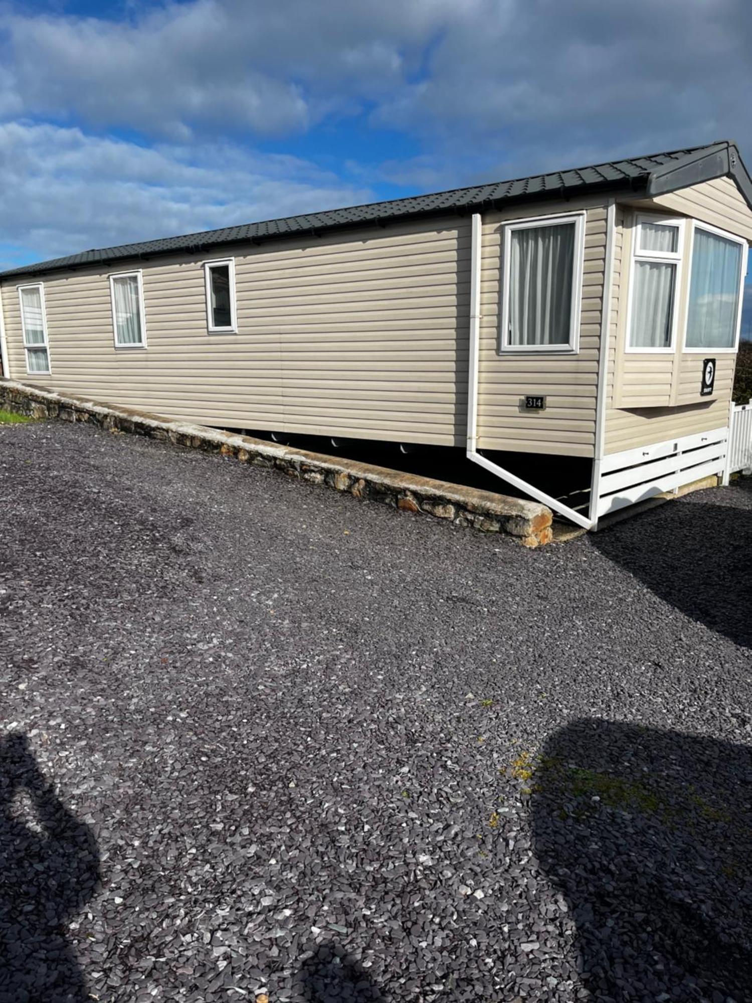 Ger-Y-Bwlch - Spacious Static On 5Star Site With Swimming Pool Benllech Exteriör bild