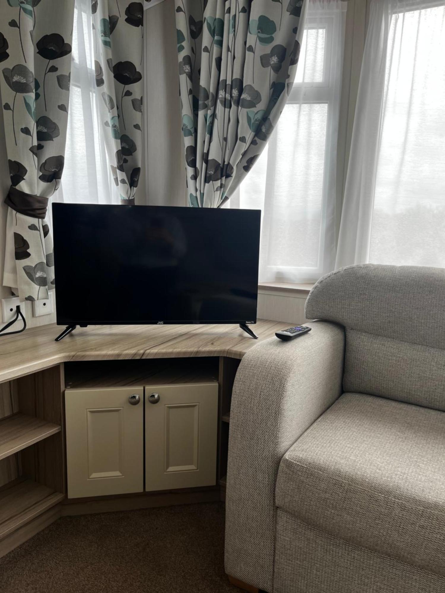Ger-Y-Bwlch - Spacious Static On 5Star Site With Swimming Pool Benllech Exteriör bild