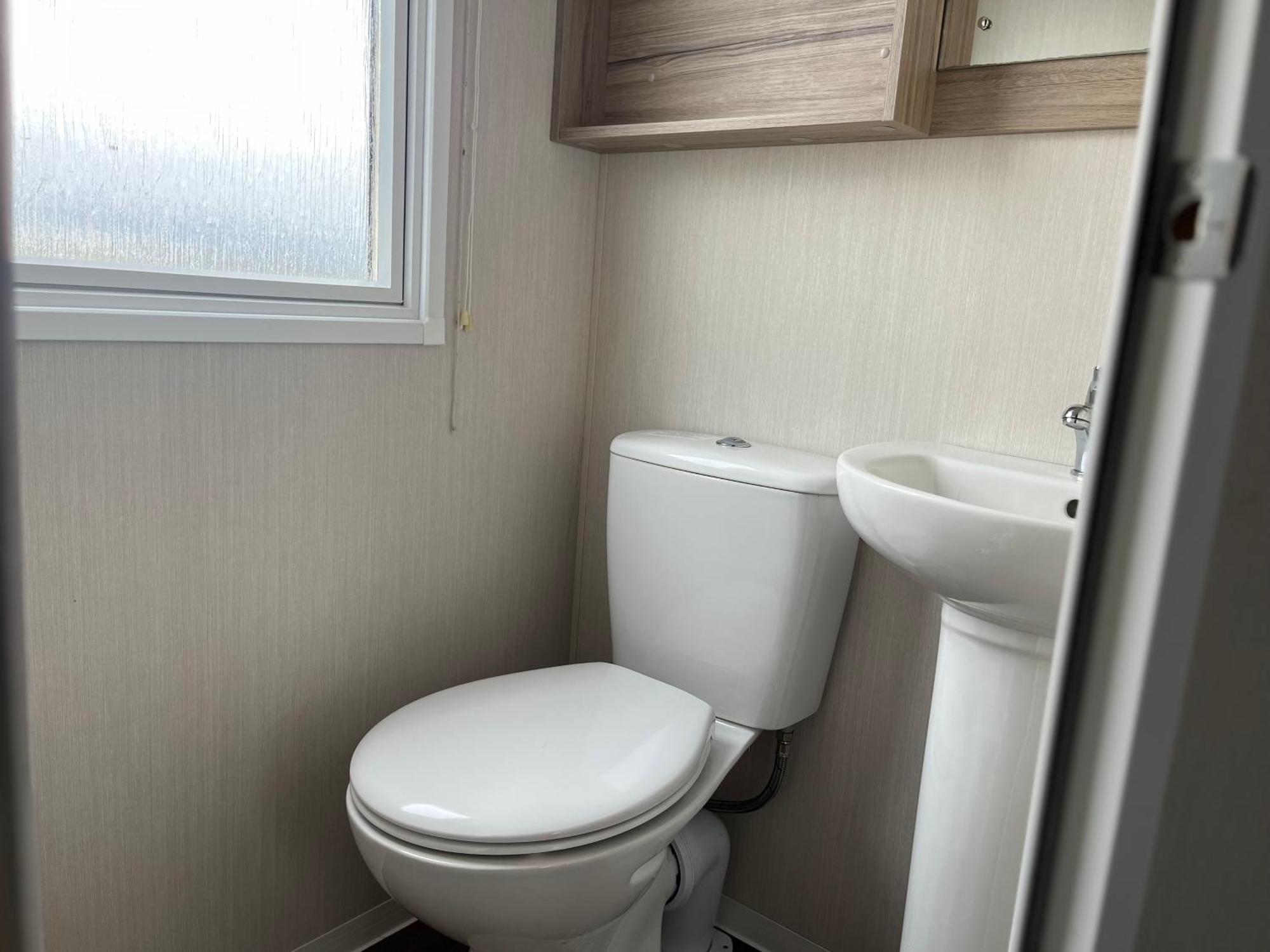 Ger-Y-Bwlch - Spacious Static On 5Star Site With Swimming Pool Benllech Exteriör bild